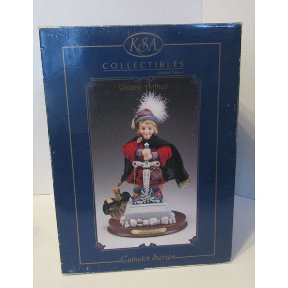 Kurt Adler Young Arthur ASA Collectibles Camelot Series Sculpture Limited Edit - Picture 10 of 10